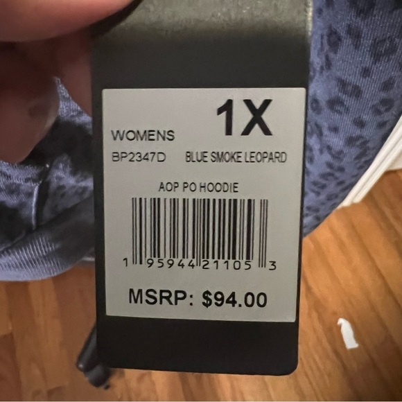 NWT bebe sport leopard print hoodie size 1X runs a size small - Picture 5 of 5